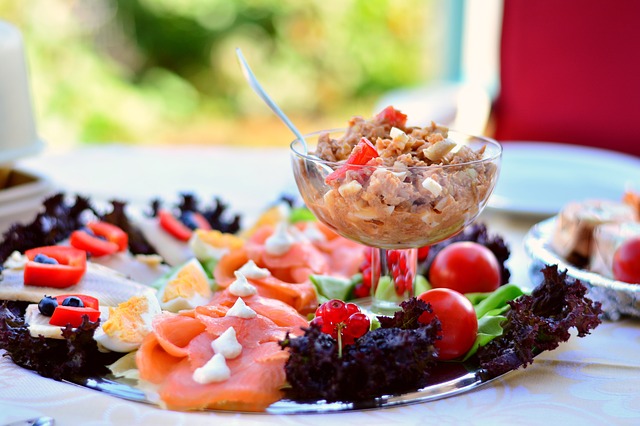 Buffet de traiteur après un mariage ou un PACS